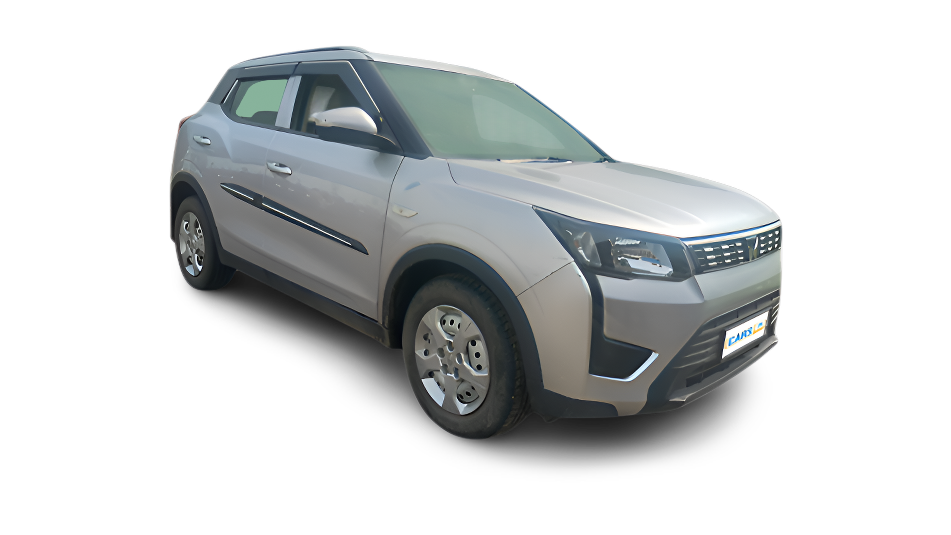Mahindra XUV300-img